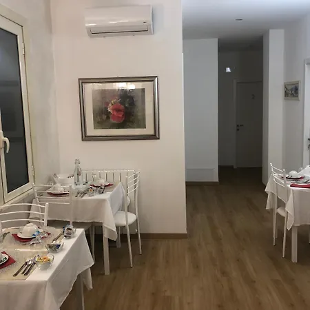 Dea Tiburtina Pensión 4*