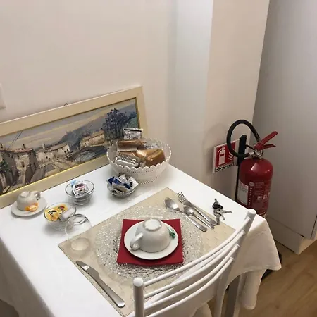 Pensión Dea Tiburtina Roma