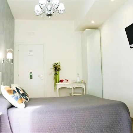 Dea Tiburtina Guest house